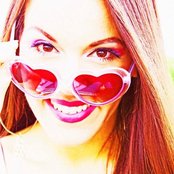 Beckah Shae - List pictures