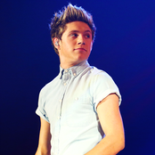 Niall Horan - List pictures