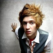 A Rocket To The Moon - List pictures