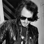 Part Time - List pictures