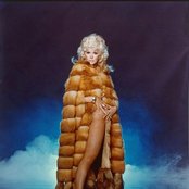 Connie Stevens - List pictures