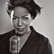 Wendy Moten - List pictures