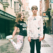 Holychild - List pictures