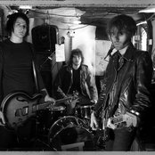 A Place To Bury Strangers - List pictures