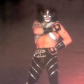 Peter Criss - List pictures