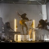 The Irrepressibles - List pictures