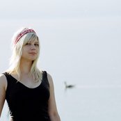 Basia Bulat - List pictures