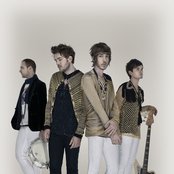 Fenech-soler - List pictures