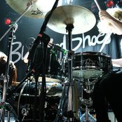 Blood Red Shoes - List pictures