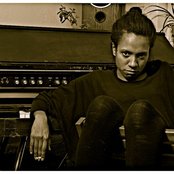 Yakoto - List pictures