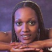 Amii Stewart - List pictures