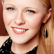 Hollie Cavanagh - List pictures