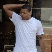 Chris Brown - List pictures