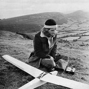 Oldfield Mike - List pictures