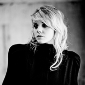 Coeur De Pirate - List pictures