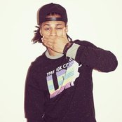 Bluey Robinson - List pictures