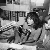 The Jones Girls - List pictures