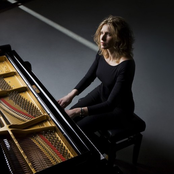 Fiona Joy Hawkins - List pictures