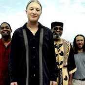 Derek Trucks - List pictures