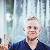 Matt Gresham - List pictures