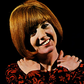 Cilla Black - List pictures