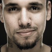 B-tight - List pictures