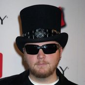 Ben Moody - List pictures