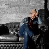 Augustines - List pictures