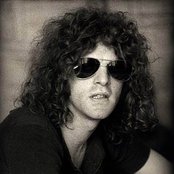 Ian Hunter - List pictures