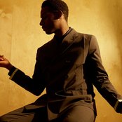 Leon Bridges - List pictures