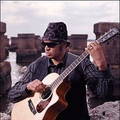 Raul Midon - List pictures