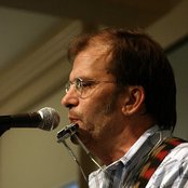 Steve Earle - List pictures