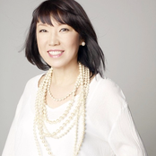 Yumi Arai - List pictures