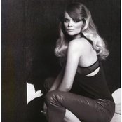 Daisy Dares You - List pictures