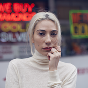 Tei Shi - List pictures