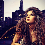 Cece Frey - List pictures