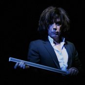 Jean Michel Jarre - List pictures