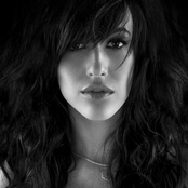 Kate Voegele - List pictures