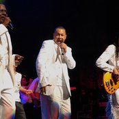 Earth Wind & Fire - List pictures