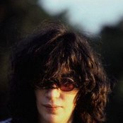 Joey Ramone - List pictures