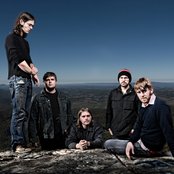 Far-less - List pictures