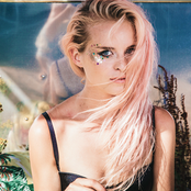 Kyla La Grange - List pictures