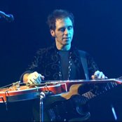 Nils Lofgren - List pictures