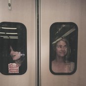 Uh Huh Her - List pictures