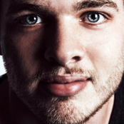 Clark Beckham - List pictures