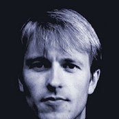 Erik Wøllo - List pictures