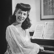 Dinah Shore - List pictures