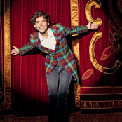 Mika - List pictures