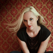 Liv Kristine - List pictures