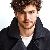 Vance Joy - List pictures